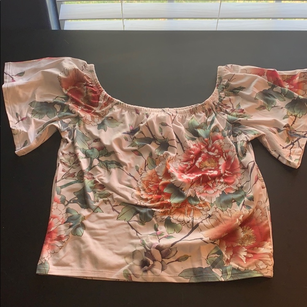 Crop top
